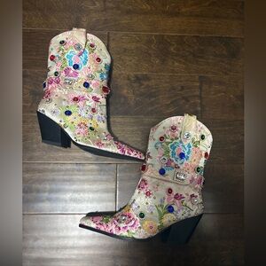 Azalea Wang Embellished Floral Western Ankle Boots Cream